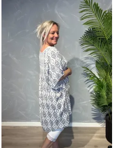 Sand A-kjole med grafisk print, V-halsudskæring og korte ærmer, 2