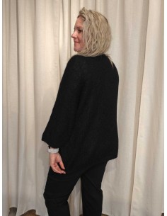 Sort strikcardigan i polyesterblanding med uld, åben front og vide 3/4-ærmer – TIPPY Collection 2