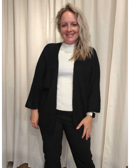 Sort strikcardigan i polyesterblanding med uld, åben front og vide 3/4-ærmer – TIPPY Collection