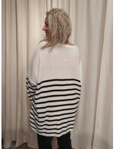 Hvid oversize strik i 100% akryl med striber og rund hals – TIPPY Italian Select 2