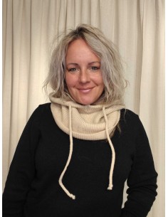 Sand balaclava i 100% akryl med snøre og halsstykke – TIPPY 2