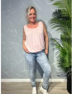 Rose-farvet let top med rynkeeffekt og elastikkant