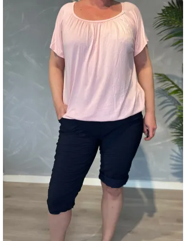Komplet outfit visning med stretch shorts