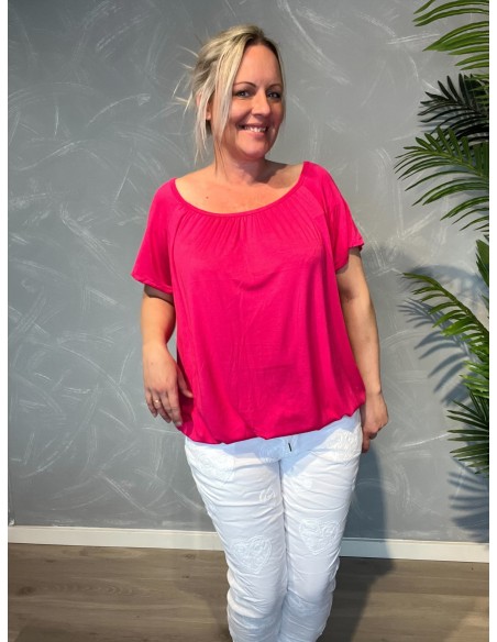 Pink t-shirt med elastikkant i bund og hals, løs pasform og blødt fald - TIPPY