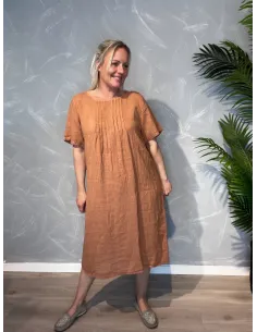 HØR KJOLE M. T-SHIRT ÆRMER