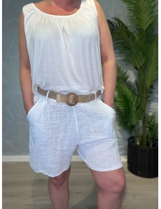 Hvid bomulds shorts med bælte til kvinder – TIPPY Collection