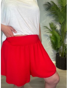 Røde smock shorts med elastisk taljebånd, viser den luftige pasform 2