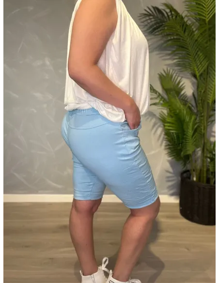 Bagside af blå shorts til kvinder – TIPPY
