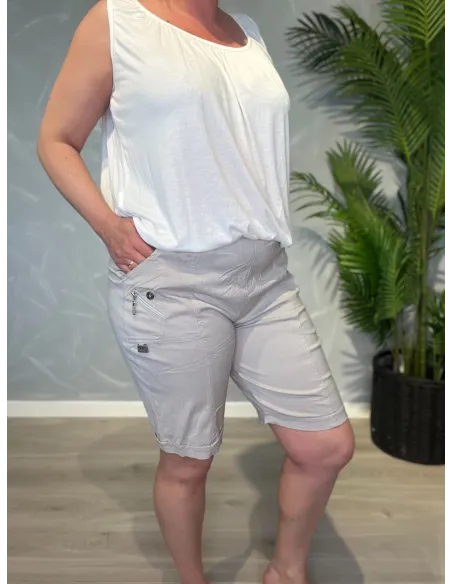 Sand shorts i bomuld og elastan med lynlåsdetalje – Cherry Berry TIPPY