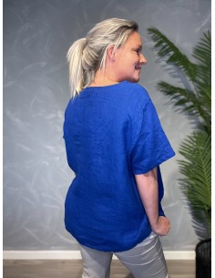 Cobolt blå hørbluse med træknapper og t-shirt ærmer 2