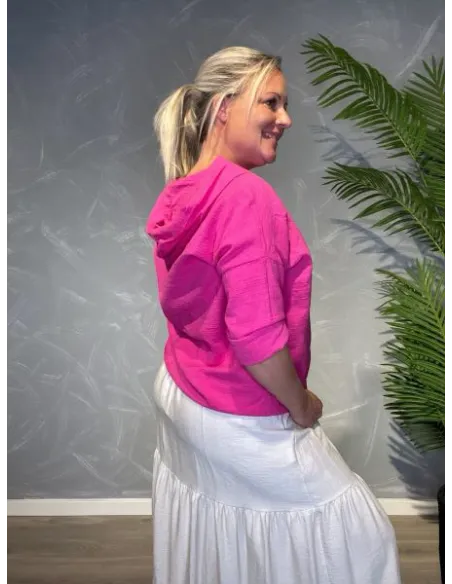 Pink kort bomuldsjakke med hætte og bindebånd, casual pasform med knapper, vist bagfra