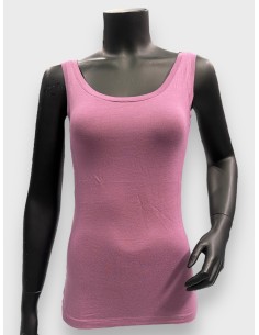 Light purple basis top uden ærmer i blød viskose, klassisk pasform med rund hals, casual og tidløst design