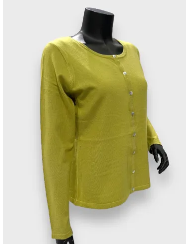 Kiwi-farvet strikket cardigan med knapper, klassisk pasform, perfekt til den modne kvinde
