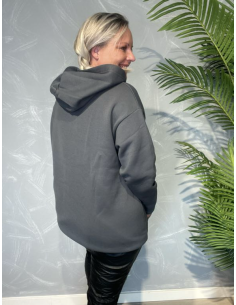 TIPPY GRÅ LANG HOODIE MED CITAT 2