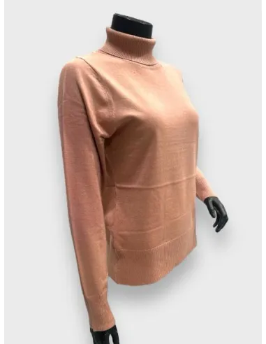 Rullekrave-detalje på latte fin strikket pullover – TIPPY