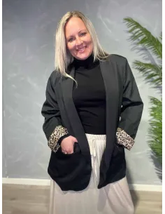 Sort åbenstående blazer med leoparddetaljer til kvinder – TIPPY Collection