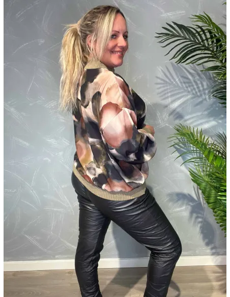 Bagside af mixfarvet chiffon bluse – TIPPY