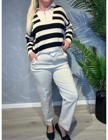 Beige chino bukser med stræk og bælte til kvinder – TIPPY Collection