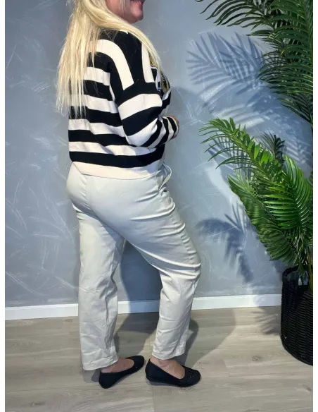 Bagside af beige chino bukser til kvinder – TIPPY