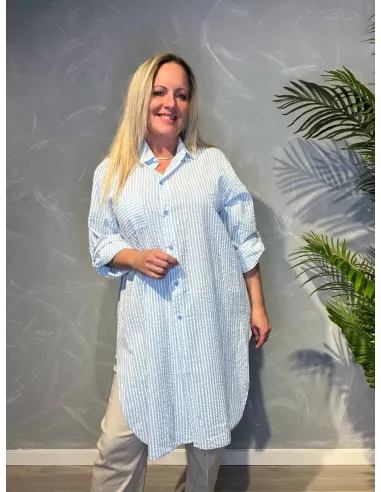 Blå/hvid stribet storskjorte med brystlomme til kvinder – TIPPY Collection