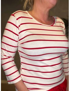 Hvid/rød T-shirt i 95% viskose og 5% elastan med 3/4 ærmer – TIPPY Collection 2