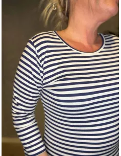 Navy/hvid stribet t-shirt med 3/4 ærmer 2