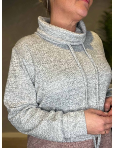 TIPPY; BLUSE MED LAG, GRÅ & ROSA