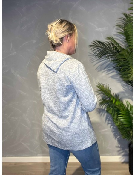 Bagside af grå bluse til kvinder – TIPPY