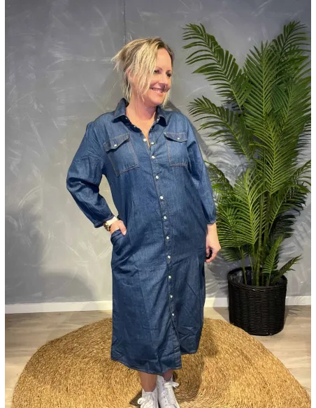 “Mørk blå denim skjortekjole til kvinder – Un Jour by TIPPY