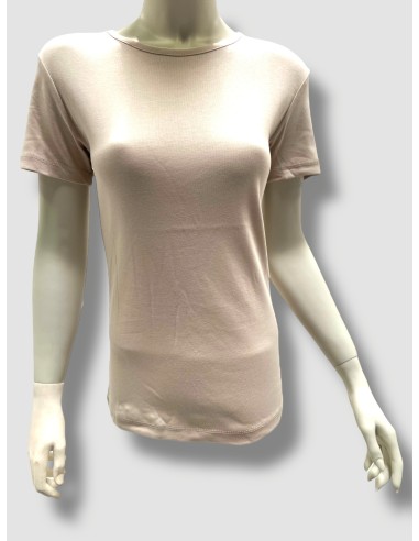 nærbillede af beige bomulds t-shirt – TIPPY Basic Collection