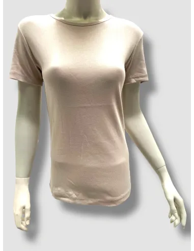 nærbillede af beige bomulds t-shirt – TIPPY Basic Collection