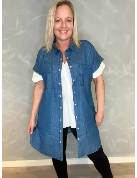 Denim blå skjorte med skrålommer til kvinder – Design By Tippy