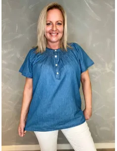Denim blå bluse med smock til kvinder – Design by Tippy